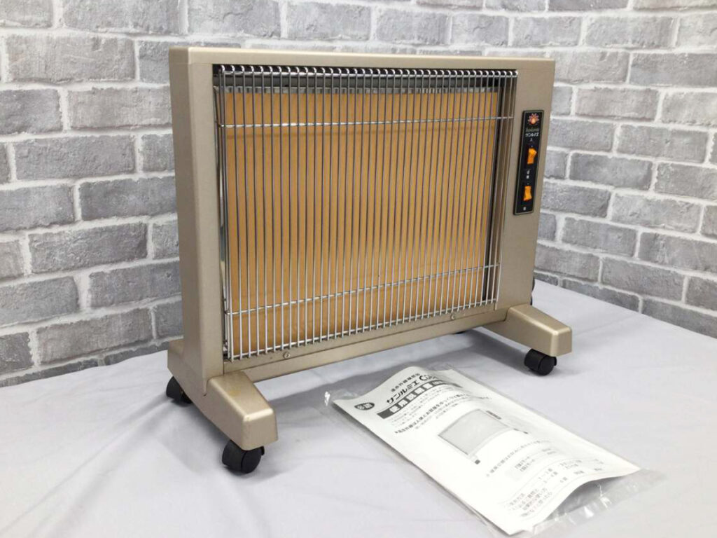 遠赤外線暖房機 サンルミエキュート