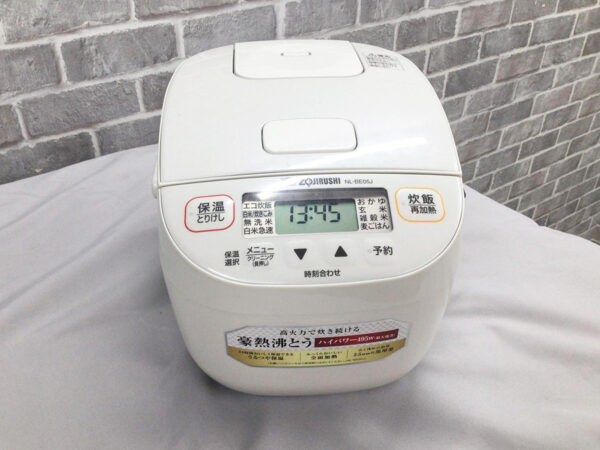 炊飯器 マイコン式 3合炊き